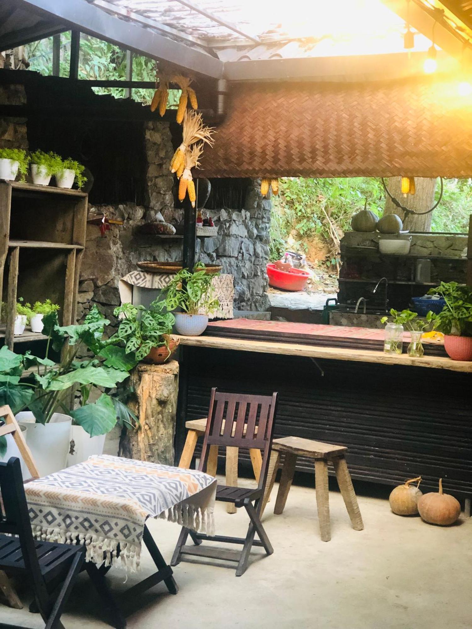 Le Petit Home Dong Van  Exterior photo